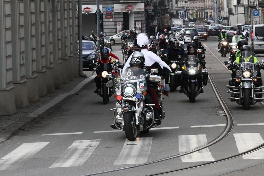 Sezon Motocyklowy 2017 rozpoczęty! Parada motocyklistów przejechała przez Łódź [FILM, zdjęcia]