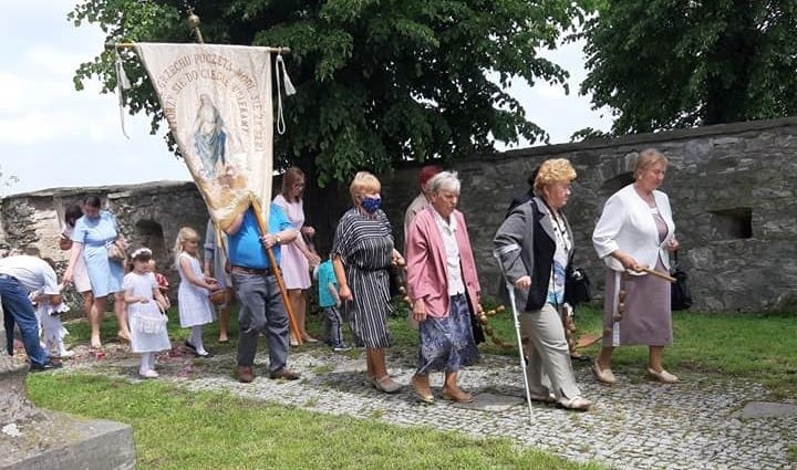 W czwartek, 11 czerwca, w parafii świętego Idziego w...