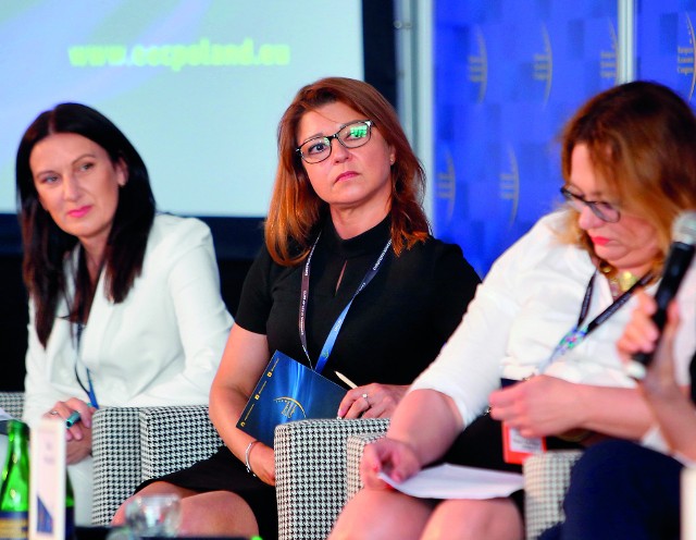 Katarzyna Szczepańska-Woszczyna (od lewej), Katarzyna Borkowska i Aneta Muskała, prelegentki panelu „Kobiety w biznesie” podczas Europejskiego  Kongresu Gospodarczego w Katowicach