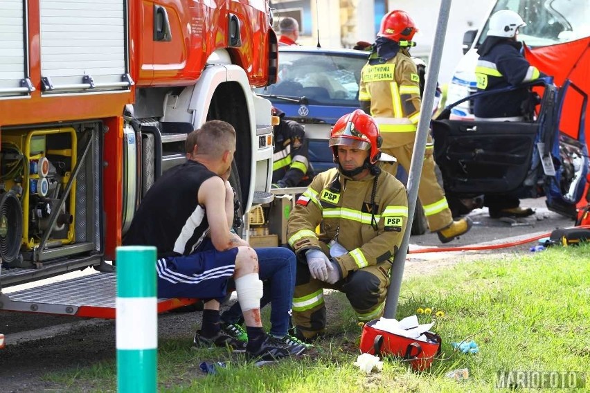 Wypadek w Źlinicach. Nie żyje pasażerka volkswagena.