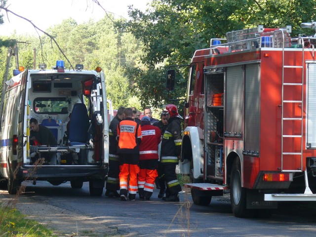 3-letnie dziecko wpadło do szamba w Przyłęku pod Nowym Tomyślem.