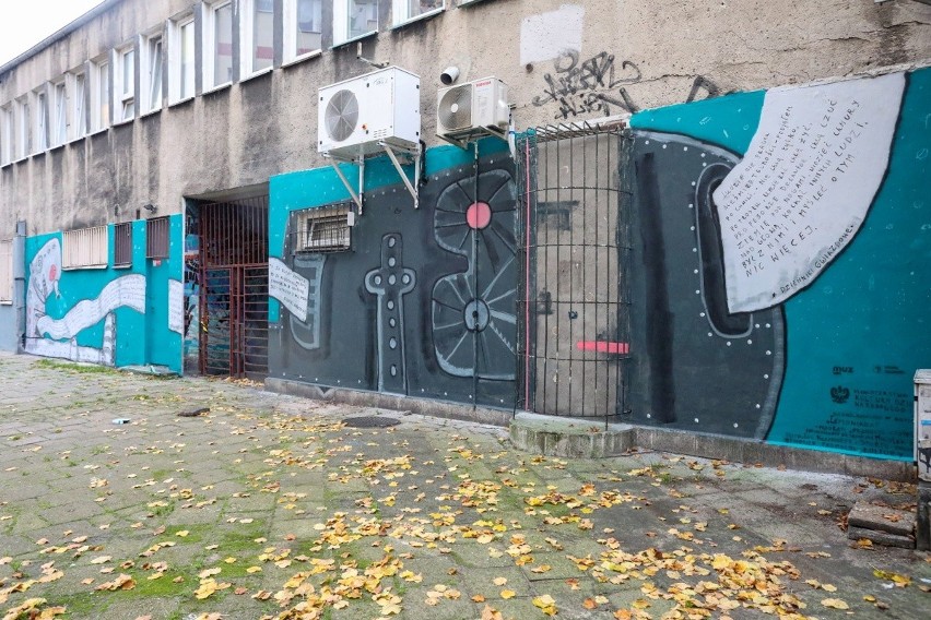 Nowy mural w Szczecinie! Dzieło inspirowane Stanisławem Lemem powstało przy ul. Bałuki [ZDJĘCIA]