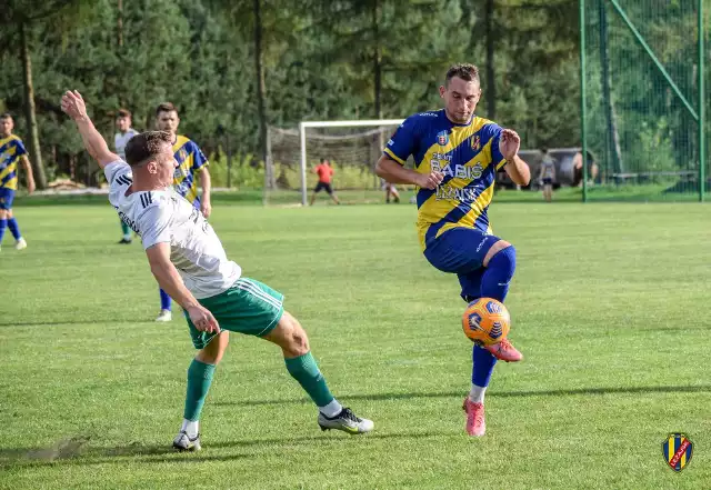 W pierwszym meczu pomiędzy ŁKS-em Łowisko i Pogonią Leżajsk lepszy był obecny lider rozgrywek.