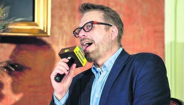 Tomasz Raczek jako gość Magdy Jethon w restauracji bydgoskiego hotelu „Bohema"