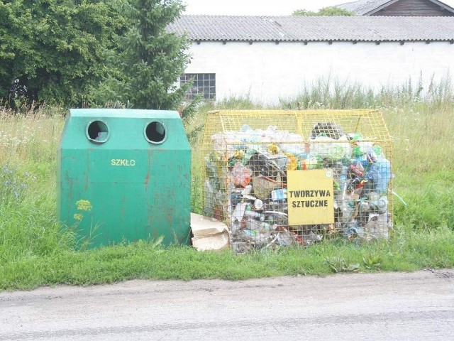 Mieszkańcy powiatu od dawna segregują śmieci.