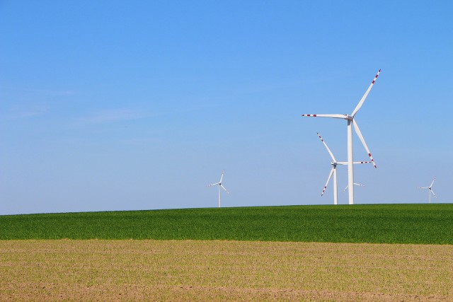 Moc zainstalowana farm wiatrowych wyniosła w październiku ponad 7,1 GW