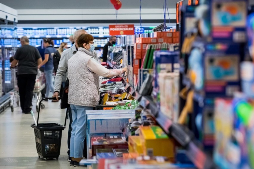 Zakupy w Wigilię, 24 grudnia zrobisz w większości sklepach w...