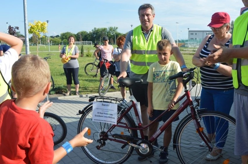 Piotr Figura wygrał nowoczesny rower ufundowany przez Zbigniewa Kierkowskiego.