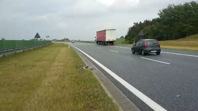 Wypadek na autostradzie A1 koło węzła Stanisławie