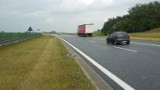 Wypadek na A1 koło węzła Stanisławie. Dwie osoby ranne [ZDJĘCIA]