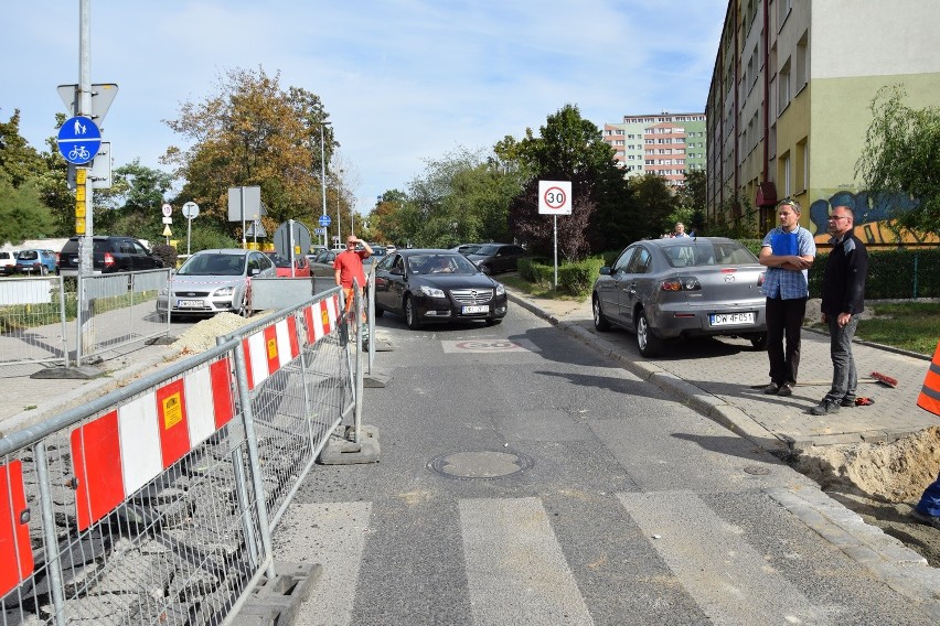 Utrudnienia i zmiany na Borowskiej. Wynoszą przejście dla pieszych