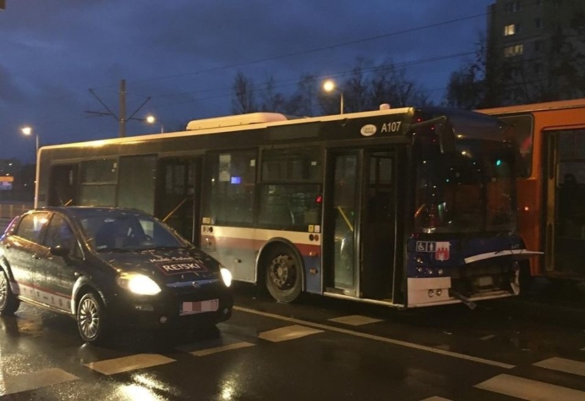 W piątek, 29 listopada około godz. 6.00 doszło do wypadku z...