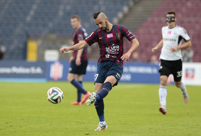 Nunes związał się z Pogonią na dwa kolejne sezonu z opcją przedłużenia umowy o kolejny.