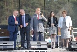 Biało - czerwony bieg i rodzinna impreza w Ćmielowie z okazji 513. rocznicy nadania praw miejskich