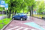 Oznakowanie miejsc parkingowych szpeci Bydgoskie Przedmieście?