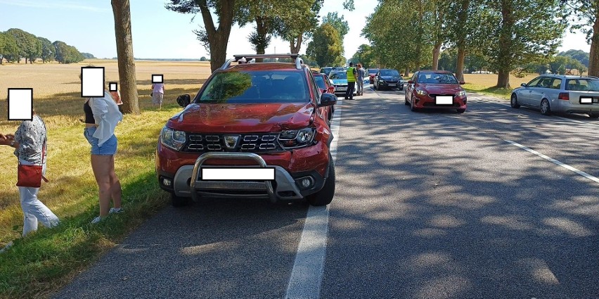 Kolizja niedaleko Sąborza. Auta najechały na siebie