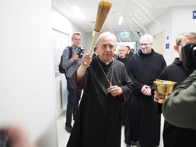 Nowoczesne centrum onkologiczne zostało otwarte przy szpitalu Bonifratrów w Łodzi. Więcej na kolejnych zdjęciach