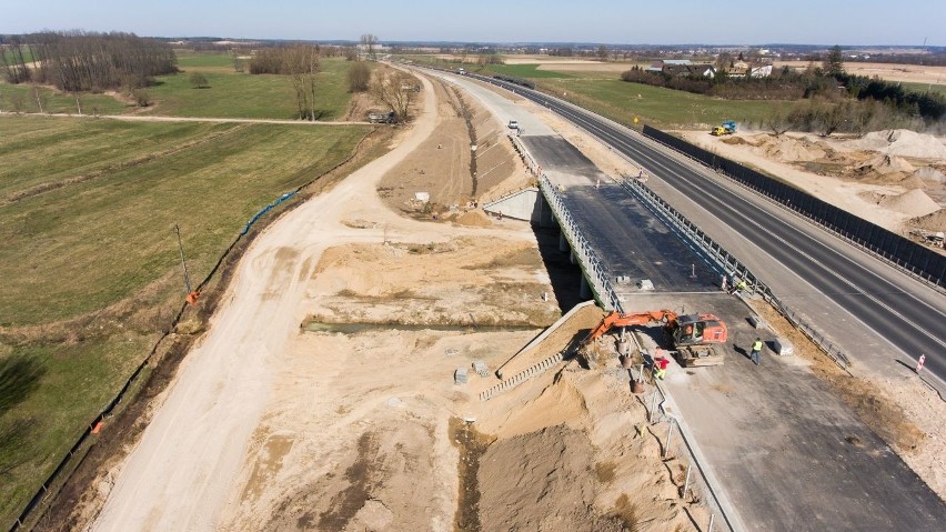 Obwodnica Szczuczyna: Druga jezdnia już na finiszu (zdjęcia)