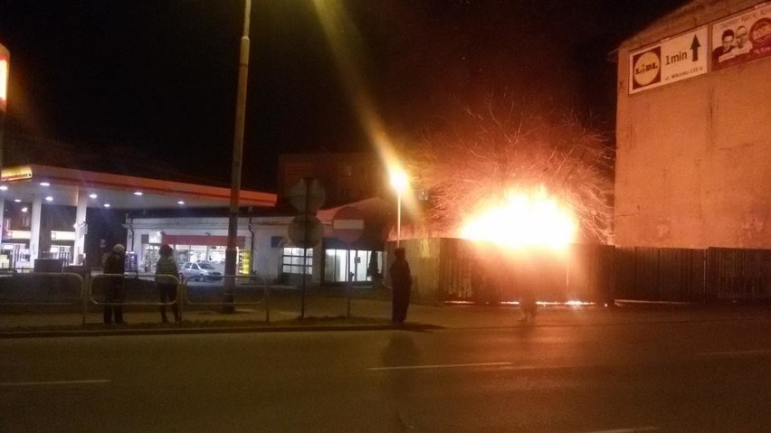 Pożar stacji paliw Shell w Bytomiu