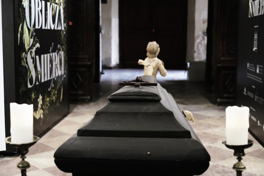 Oblicza Śmierci - wystawa edukacyjna w Lublinie                          