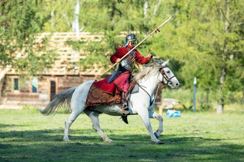 Trójbojem kawalerii historycznej rozpoczęły się w sobotę IX...