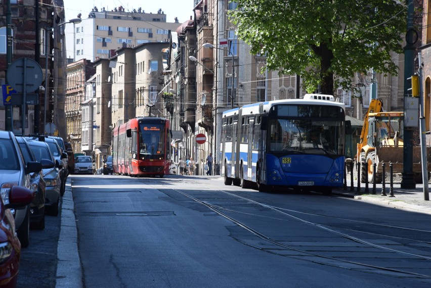 Podwyżka cen biletów na autobusy i tramwaje w ZTM od kwietnia? Projekt wysłany do konsultacji ze związkami zawodowymi