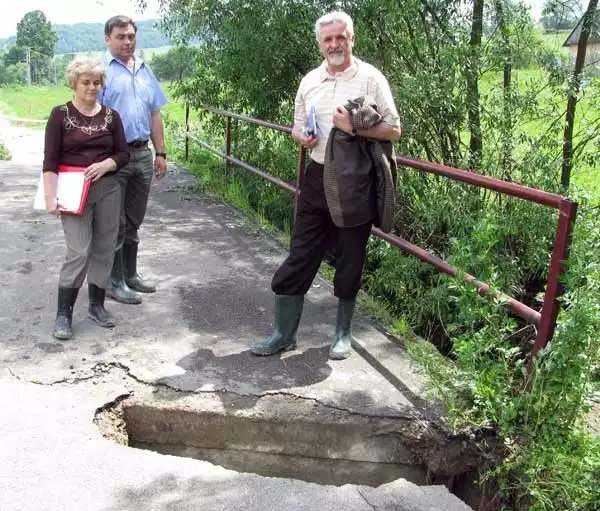 W gminie trwa już szacowanie szkód wyrządzonych przez powódź. Most do Rakowej musi wyremontować powiat sanocki.