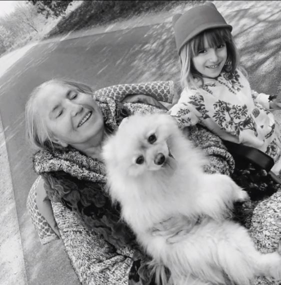 Justyna Steczkowska w wyjątkowy sposób pożegnała mamę. Piękny wpis i wzruszające zdjęcia na Instagramie [ZDJĘCIA]
