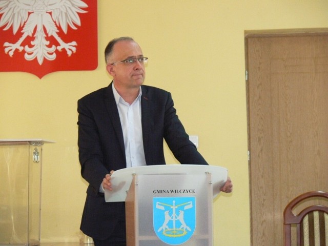 Robert Paluch, wójt gminy Wilczyce. na kolejnych slajdach zobaczcie analizę jego oświadczenia majątkowego za rok 2021