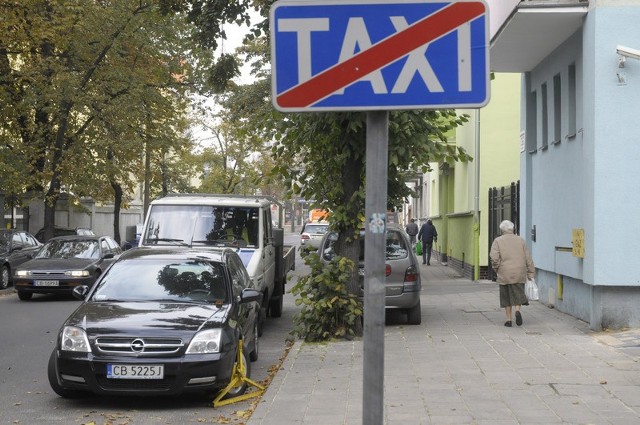 Widok blokady na kole to codzienność przy ul. Zamoyskiego