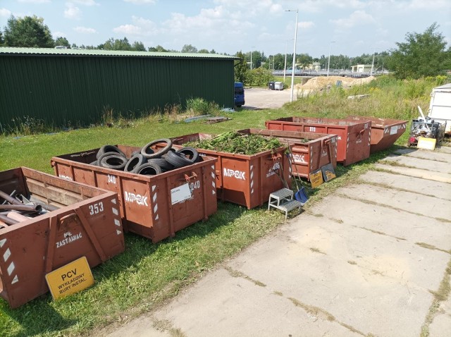 W ramach inwestycji przewidziana jest m.in. wymiana gruntu, budowa infrastruktury naziemnej i podziemnej – kanalizacji deszczowej, zbiorników, sieci energetycznej, oświetlenia, monitoringu.