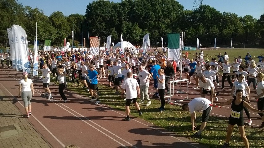 Bieg Charytatywny PKO we Wrocławiu. Okrążenie to obiad dla dziecka (ZDJĘCIA)