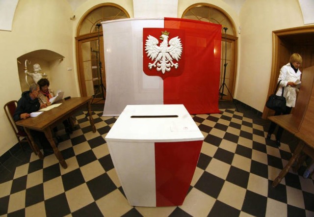 Wyniki wyborów prezydenckich 2015 Pietrowice Wielkie. Komorowski zwycięża