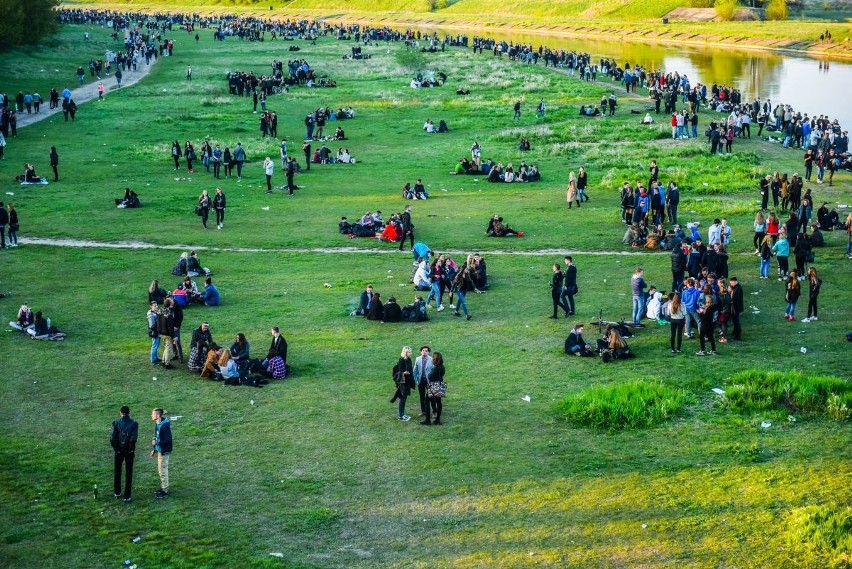 Piknik nad Wartą - coraz popularniejsza rozrywka poznaniaków