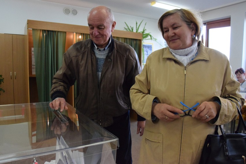 Wybory samorządowe 2018 w Oleśnie. - Mamy tylko jednego...