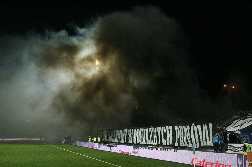 Kibice podczas meczu Ruch Chorzów - Legia Warszawa