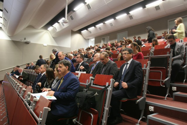 Głównym tematem bielskiej konferencji była współpraca nauki i biznesu