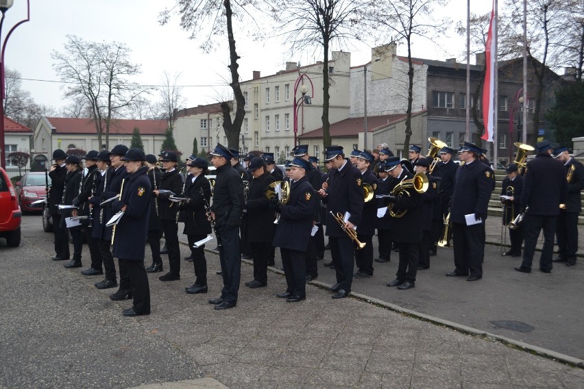 Święto Niepodległości w Częstochowie. Msza święta w Archikatedrze i marsz aleją NMP [ZDJĘCIA]