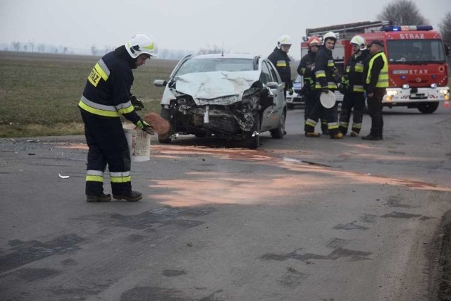 W wypadku zostały ranne trzy osoby.