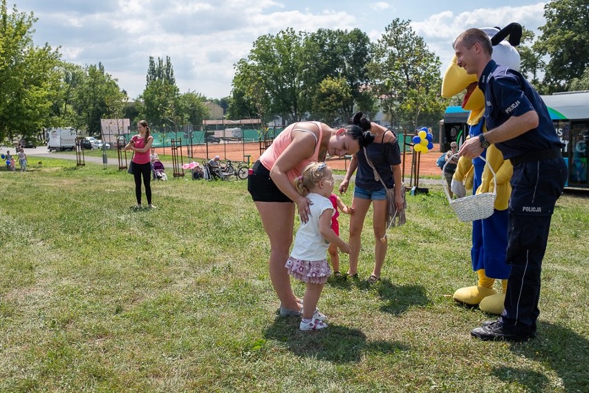 Tarnów. Policyjny piknik "Wakacje - bawmy się bezpiecznie" [ZDJĘCIA]