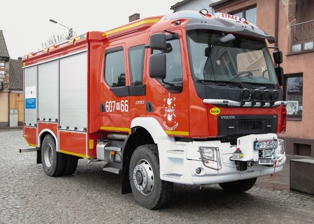 Samochód marki Volvo trafił na wyposażenie Ochotniczej Straży Pożarnej w Smogorzowie.