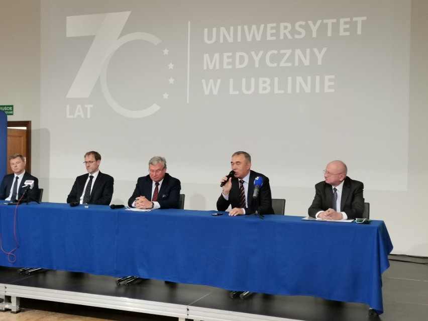 Lek na koronawirusa będzie produkowany w Lublinie. Pierwsze dawki będą gotowe za kilka miesięcy