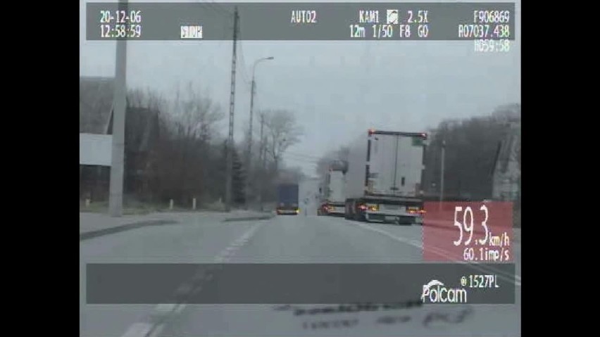 Gmina Korycin. Pirat drogowy w kamerze policjantów z grupy Speed. Kierowca tira jechał przez Skindzierz pod prąd (wideo)