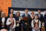 Gminie Zielonki wojewódzka inauguracja roku szkolnego w nowoczesnej placówce - w  szkole marzeń w Przybysławicach 