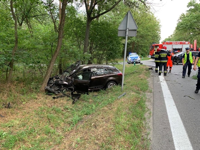 Do zdarzenia doszło po godzinie 15.00 na drodze między...