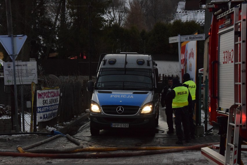 Tragedia w Szczyrku. Wybuch gazu zabił 6 osób. 2 są...