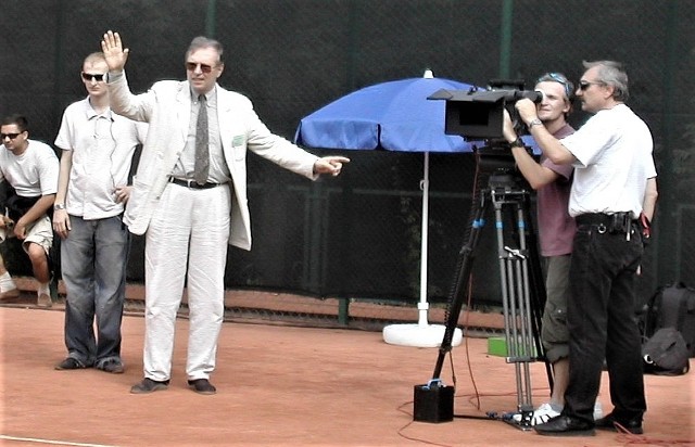 Krzysztof Zanussi w czasie zdjęć do filmu „Persona non grata”