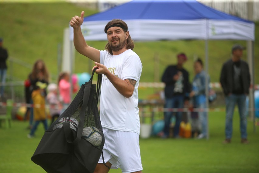 Mecz charytatywny Pectus Football Team grał z Fundacją Rób...