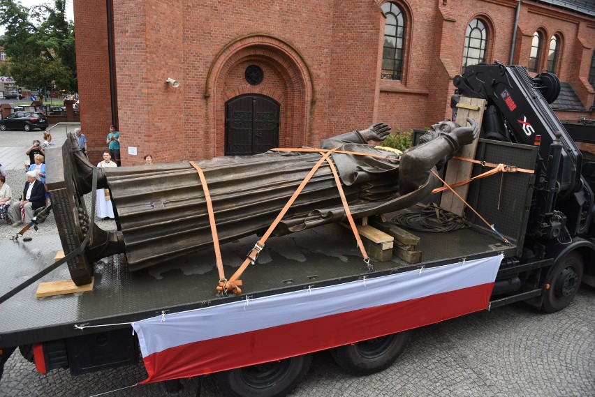 Figurę z Krakowa transportowała 10. Brygada Logistyczną z...