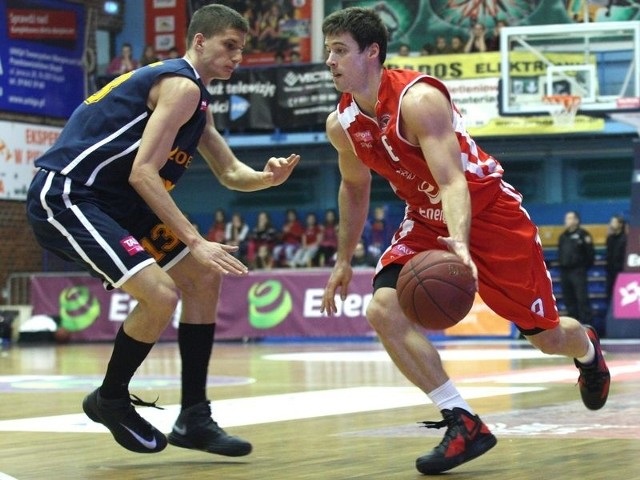 W meczu 9. kolejki koszykarskiej ekstraklasy, Energa Czarni Słupsk przegrała ze Startem Gdynia.